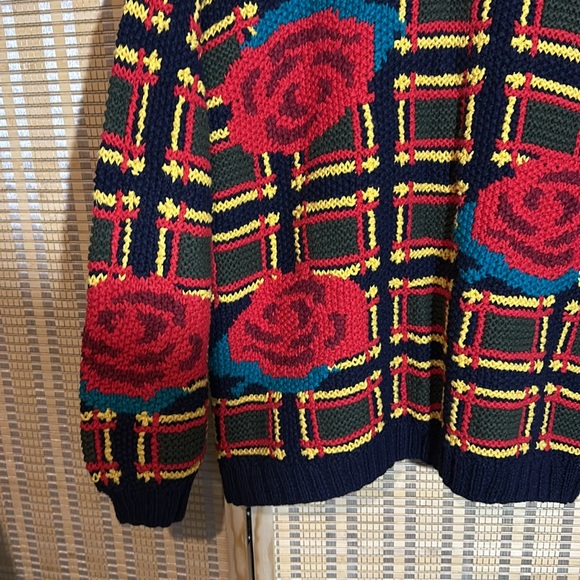 Vintage 1990s Black Chunky Knit Cardigan Square Large Floral Print Roses No Tags - Picture 15 of 16
